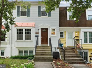 1482 Vineyard Ct, Crofton, MD 21114