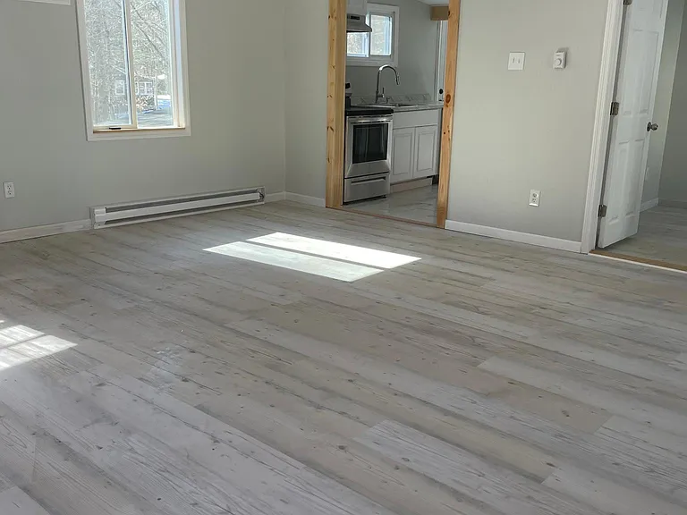 21 E Mitchell St — Photo 5