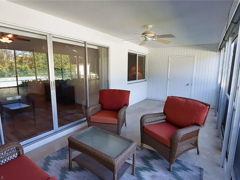 820 Ketch Dr #3 — Photo 2