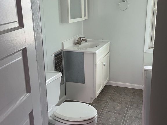 2nd image of 1206 Columbia Ave #2