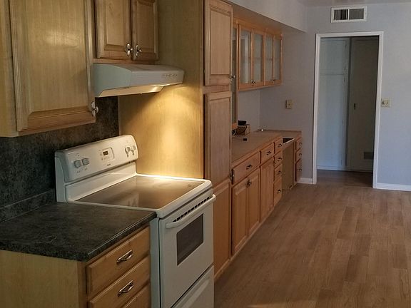 2nd image of 11833 N 103rd Ave