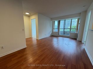 91 Townsgate Dr #507, Vaughan, ON L4J 8E8
