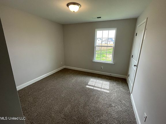 2nd image of 1691 Cambria Dr
