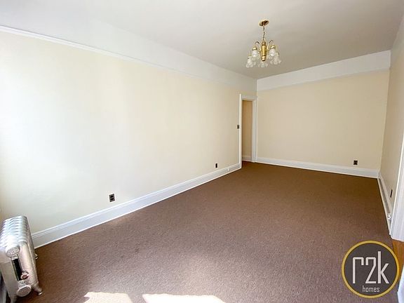 4th image of 3119 34th St APT 3C