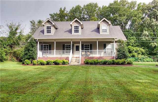 2nd image of 7111 Varden Ct