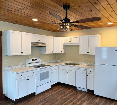 5th image of 37 Tappan St APT 1