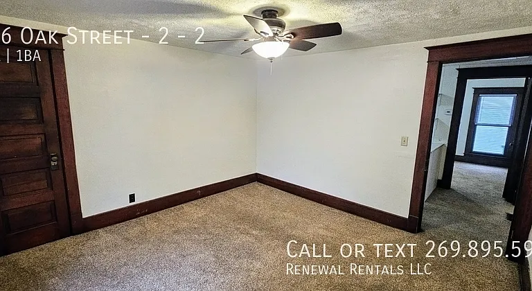 206 Oak St #2 — Photo 14