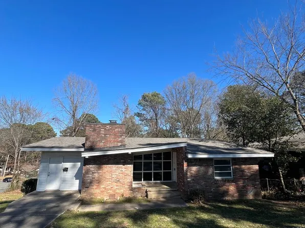 18 Rosemont Dr, Little Rock, AR 72204