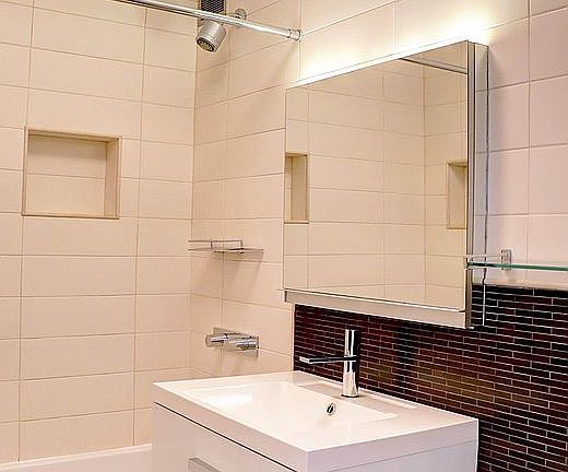4th image of 211 E 18th St APT 2P