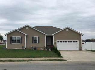 900 Hidden Creek St, Bowling Green, KY 42101