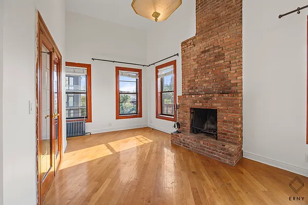 Rented by ERNY LLC | media 3