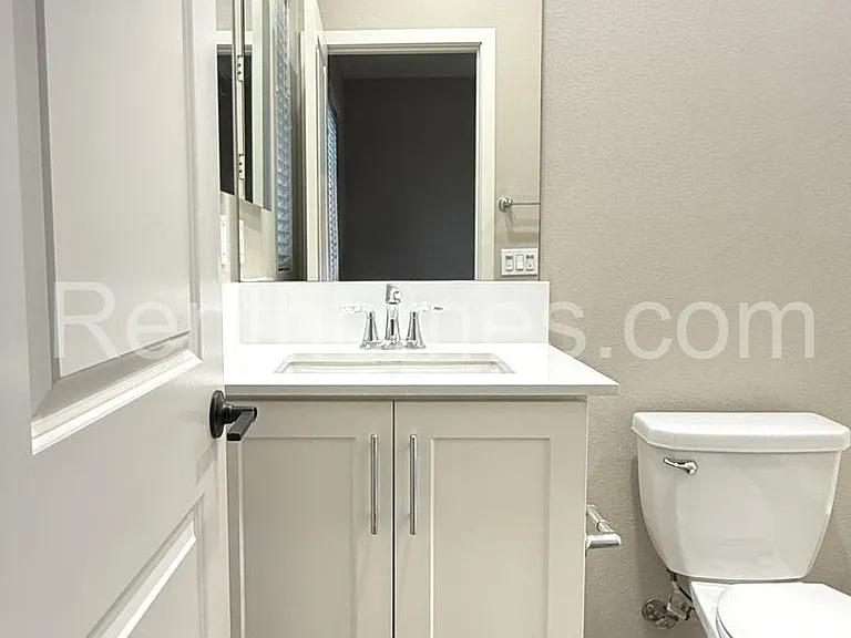 11007 Evelyn Way — Photo 17