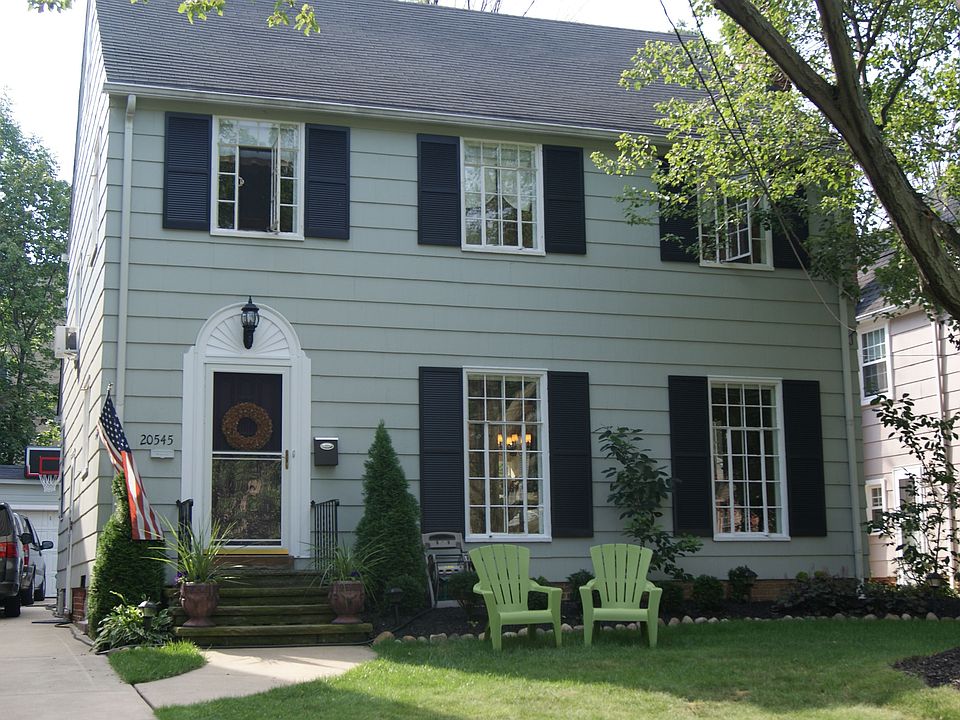 recently painted exterior GORGEOUS curb appeal!