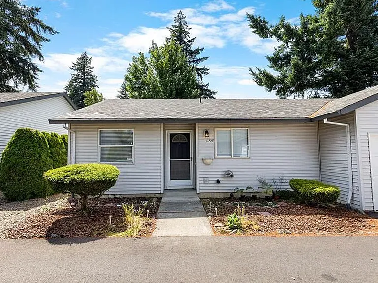 6228 SE 134th Ave — Photo 16