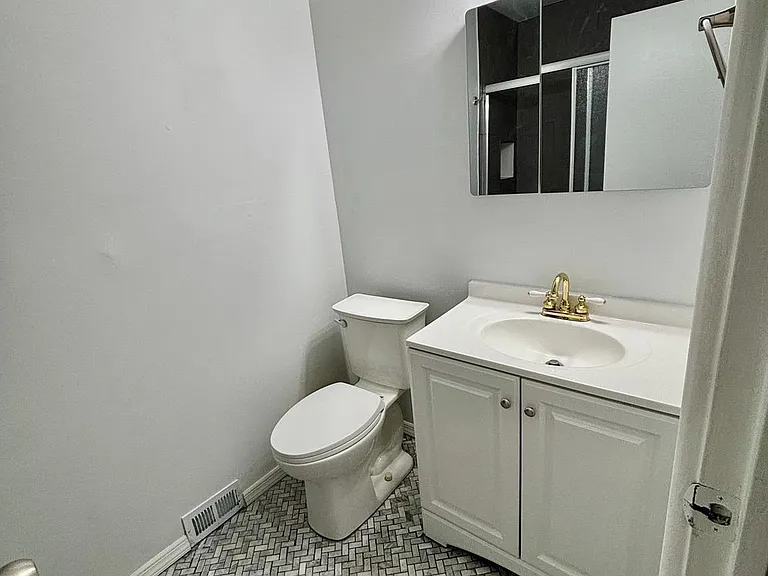 4703 Saint Denis Dr — Photo 15