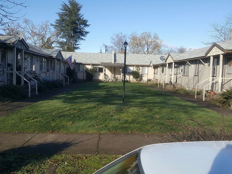 2nd image of 591 W Sherman St APT 9