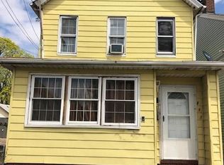 297 Suydam St, New Brunswick, NJ 08901