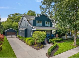 1117 N Maple Ave, Royal Oak, MI