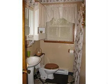 114 Fairlane Dr photo 1
