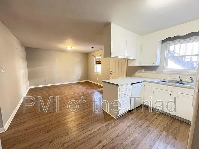1600 Oak Croft Ct #D — Photo 17