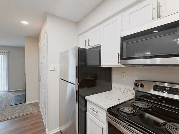 185 Eastdale Rd S #109D