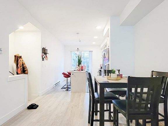 3rd image of 24108 104th Ave #72