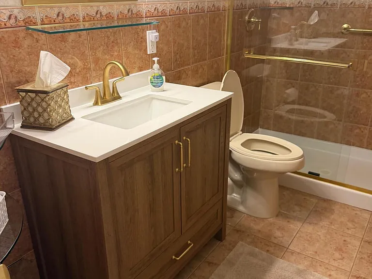 146 Somerset H #146-H — Photo 8