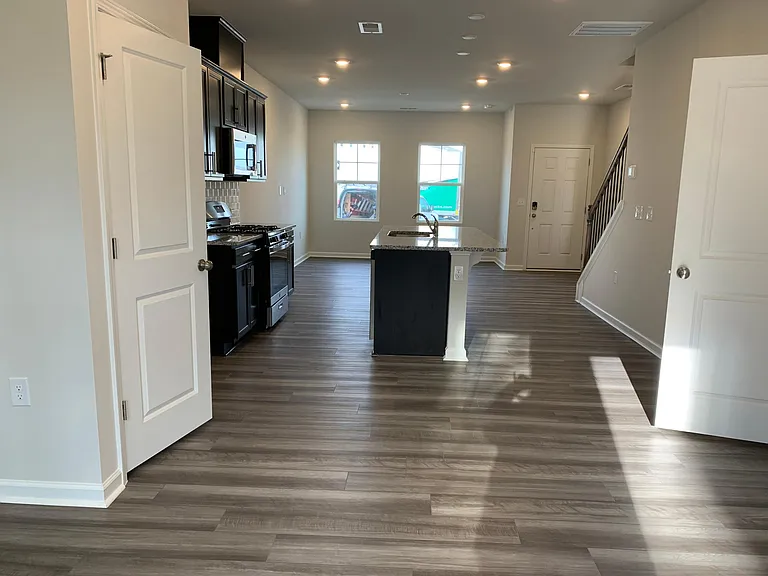 5375 Arkose Dr — Photo 7