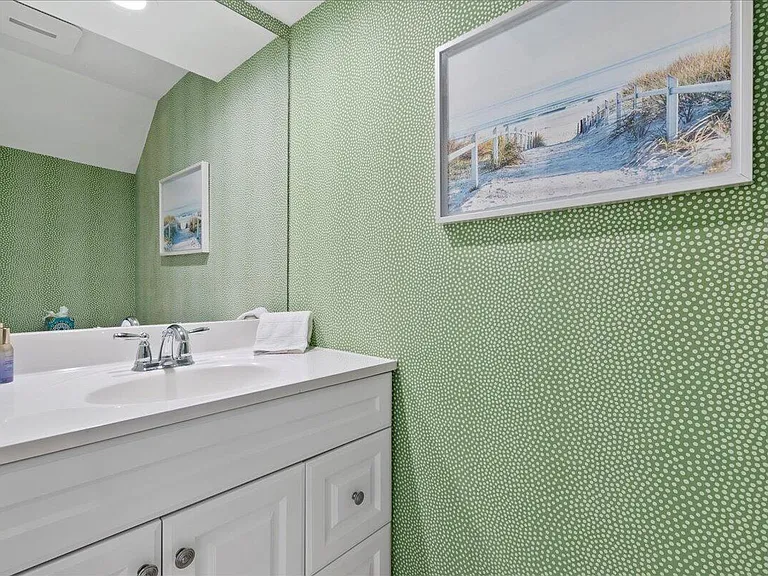 1121 Ocean Dunes Cir — Photo 24