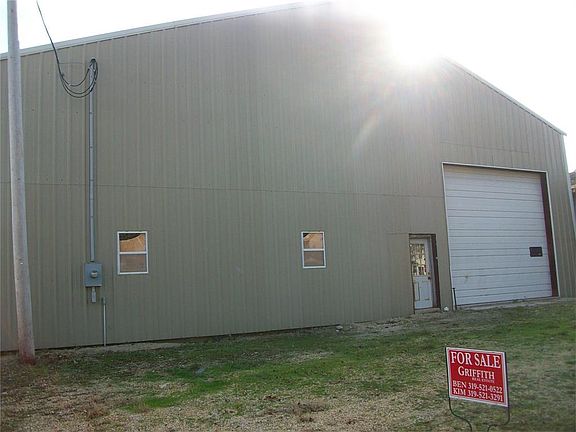2nd image of 309 E Broadway St