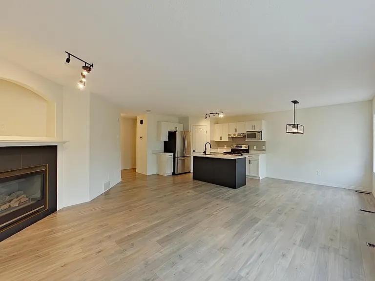 524 90th St SW — Photo 4