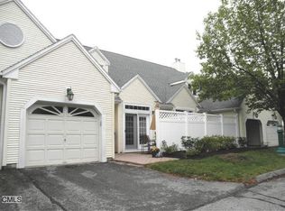 5 Southwick Ct N, Milford, CT 06461