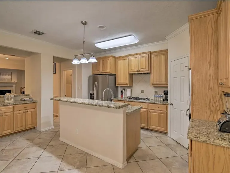 1006 Rochow St #A — Photo 10