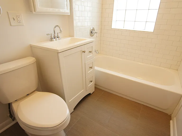 3442 W Schubert Ave #3 — Photo 9