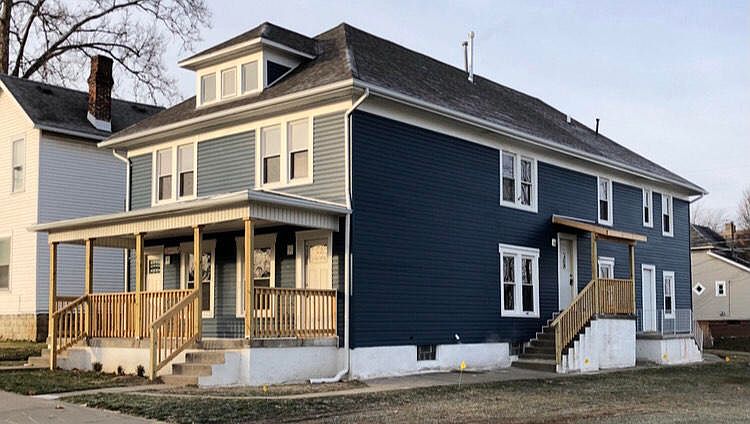1st image of 605 N Belmont Ave