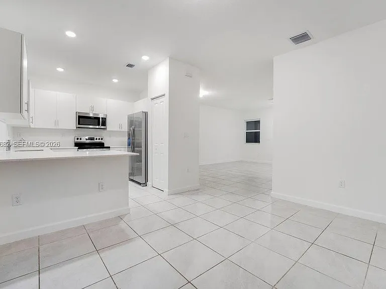2615 SE 11th St #2615 — Photo 7