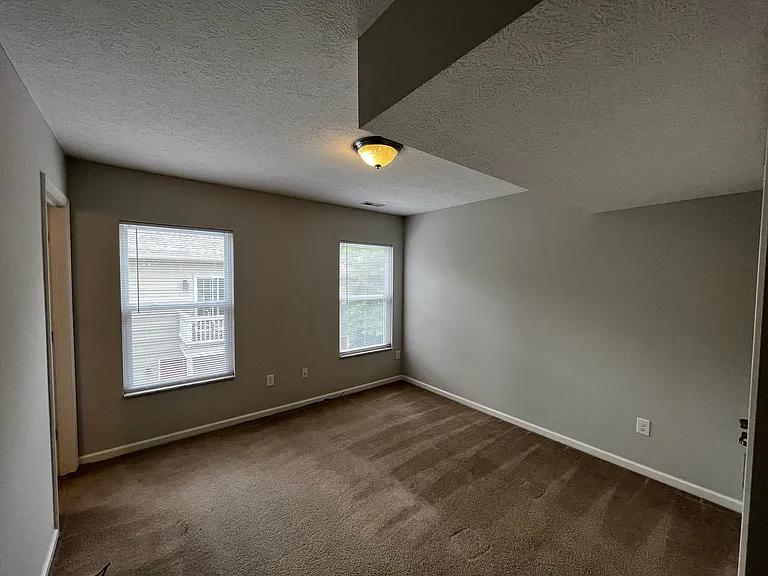 1451 N Star Ave — Photo 6