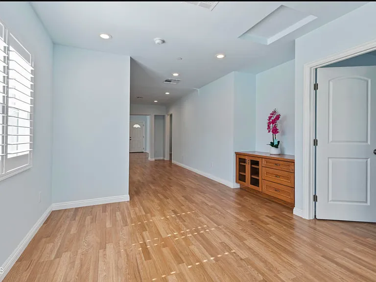 1724 S Marguerita Ave — Photo 10