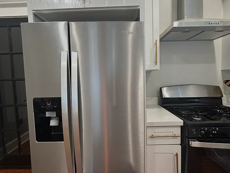 952 Picheloup Pl — Photo 5