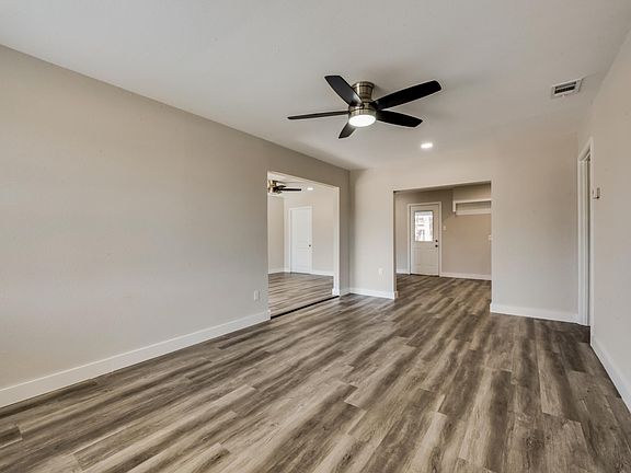 4th image of 2816 W Fuller Ave