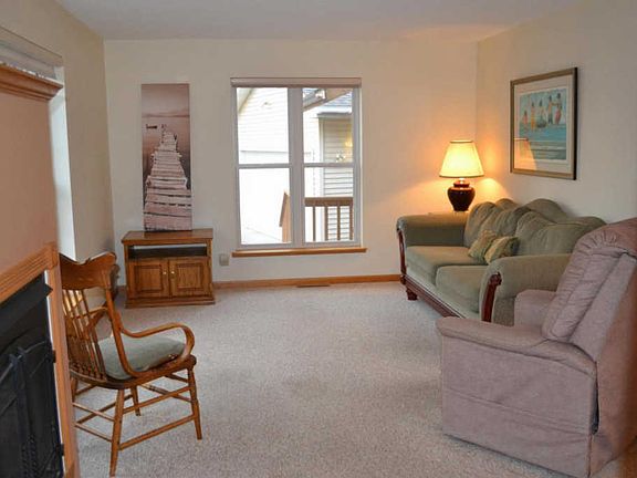 5th image of 14589 Whitebirch Ln