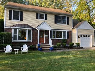 38 S Sunnycrest Dr, Little Silver, NJ 07739