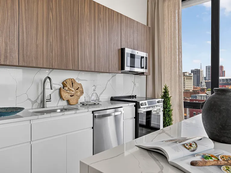300 Washington St #9G — Photo 9