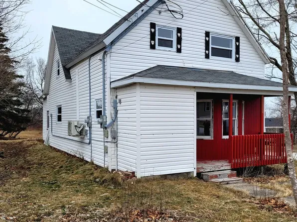 4 Queen St, Sydney Mines, NS B1V 1K5