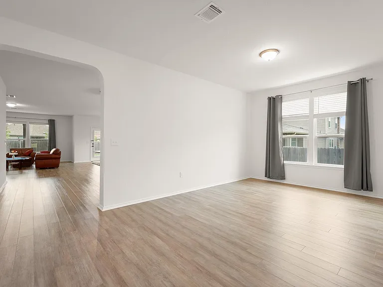 7404 Lowery Xing — Photo 16