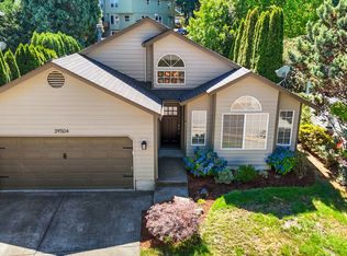 39504 McCormick Dr, Sandy, OR 97055