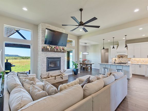 2nd image of 643 County Road 183