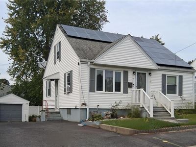 46 Bowen St, Cumberland, RI, 02864