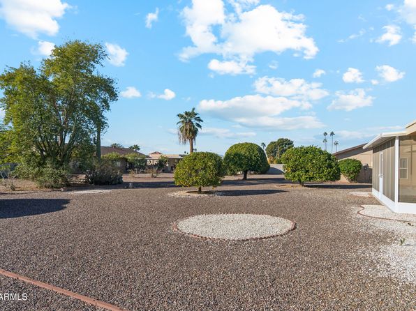 10515 W Oak Ridge Dr, Sun City, AZ 85351