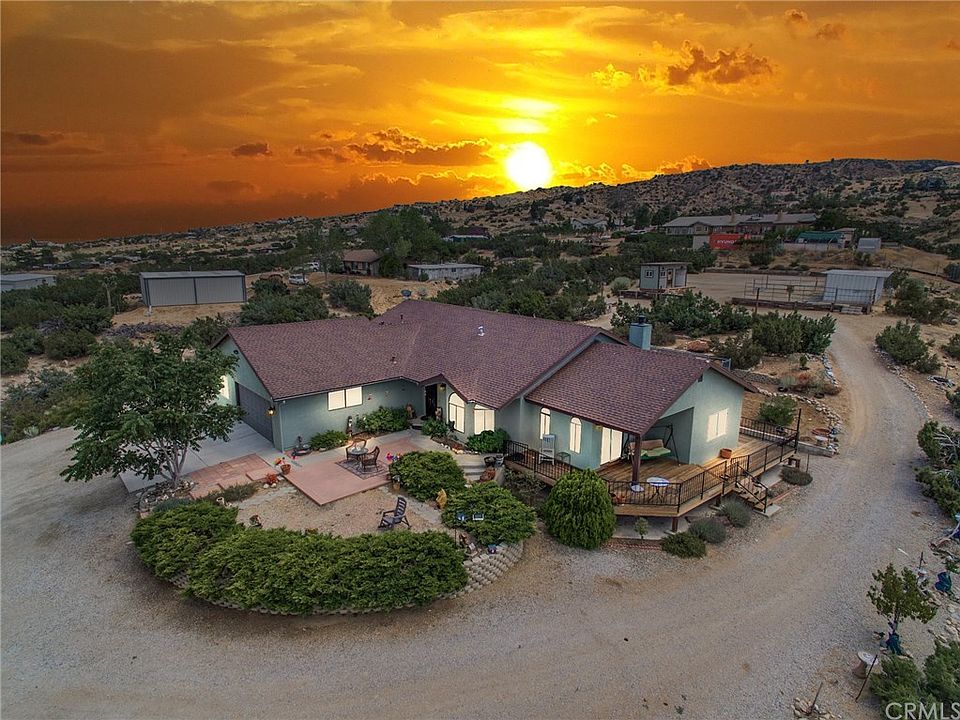2nd image of 3021 Silver Ridge Dr